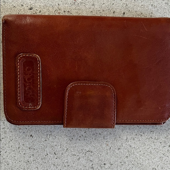 Oroton Rich Brown Leather Wallet. - Picture 1 of 11